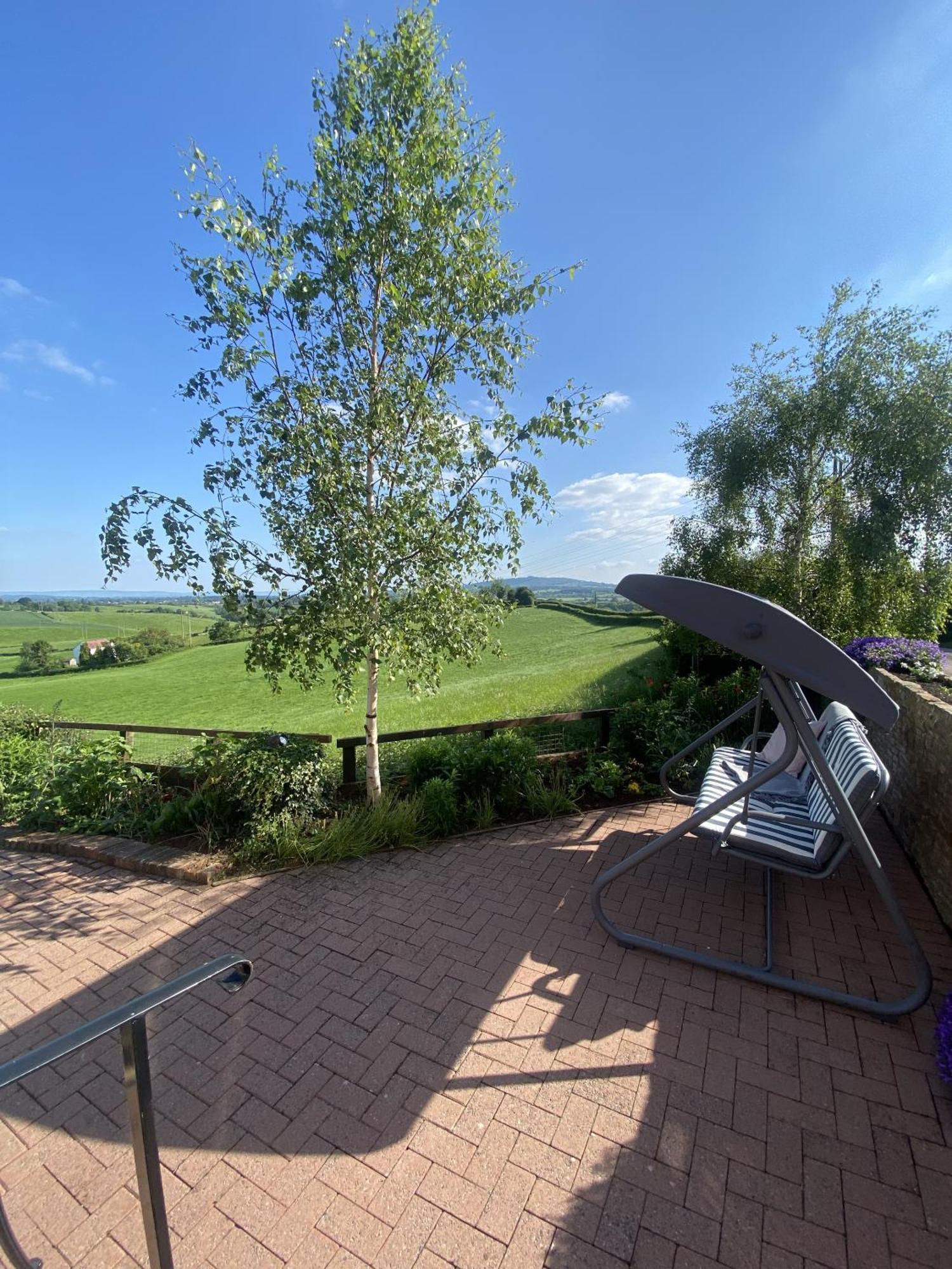 Betula Views Studio Newent Luaran gambar